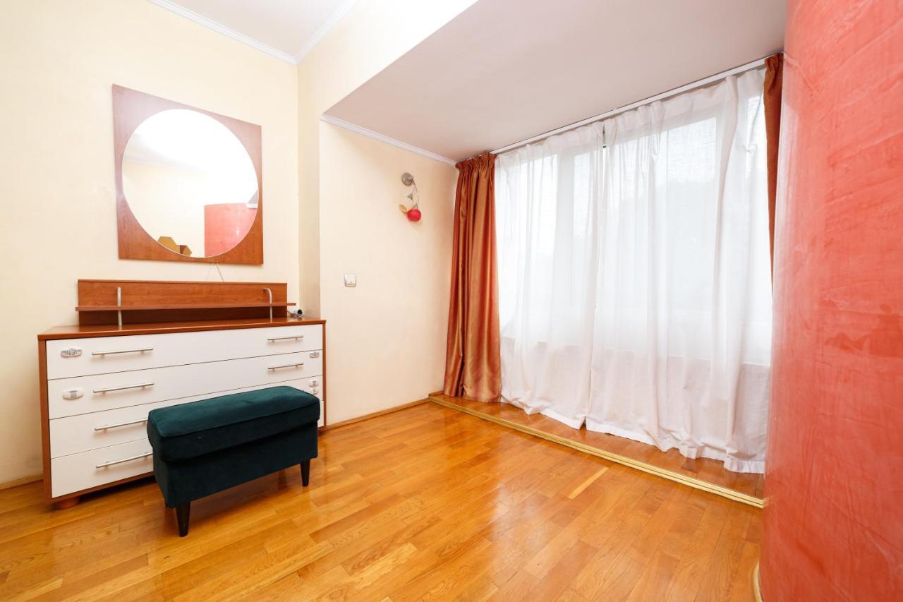 Color Apartments Unirii 14 Blv Бухарест Экстерьер фото